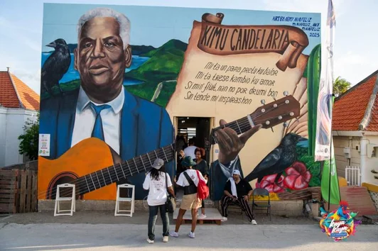 kaya kaya mural